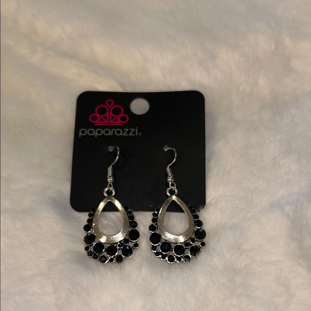Paparazzi Black and Silver Teardrop Earrings